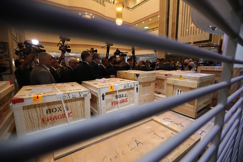 里程碑夜菲尼克斯太阳战术微调；葡超清晨刷纪录；信心回归；年轻球员得到机会的简单介绍